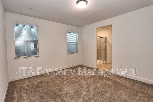 Building Photo - 3606 Nuestra Ave