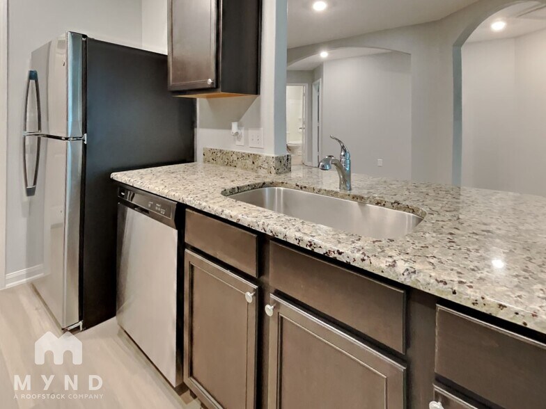 Building Photo - 8422 Rayburn Rd