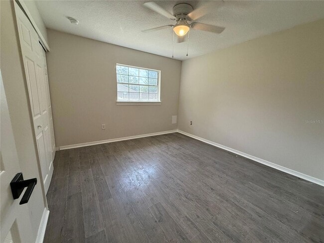 Building Photo - 641 Brookside Rd