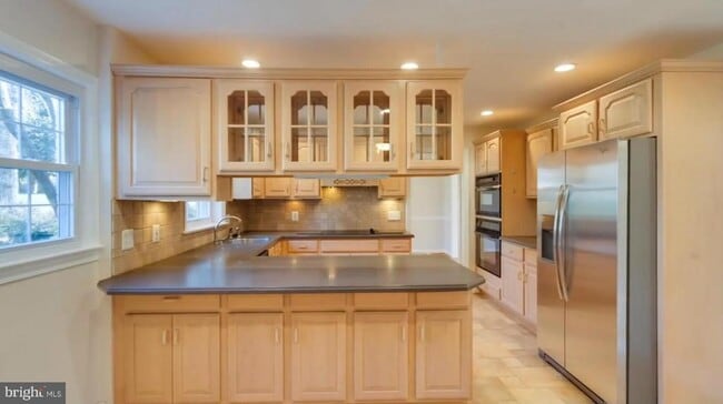 Building Photo - 8002 Birnam Wood Dr