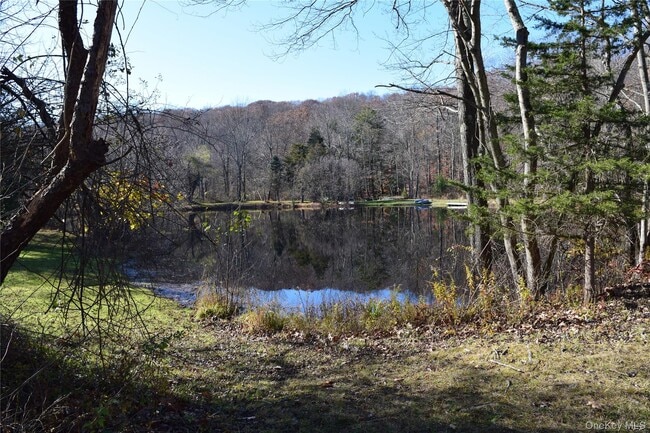 Building Photo - 18 Ashlee Meadow Rd