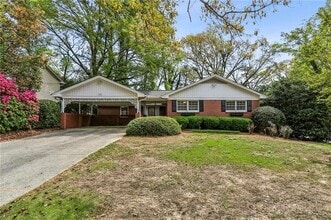 Building Photo - 2581 Sharondale Dr NE