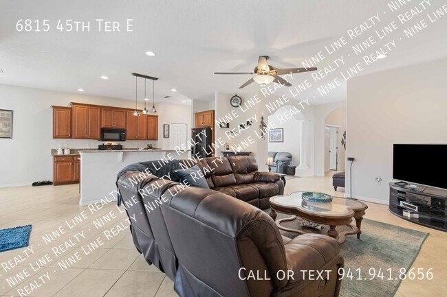 Building Photo - 6815 45th Terrace E