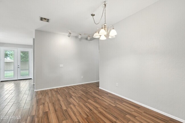 Building Photo - 7062 W Palmaire Ave
