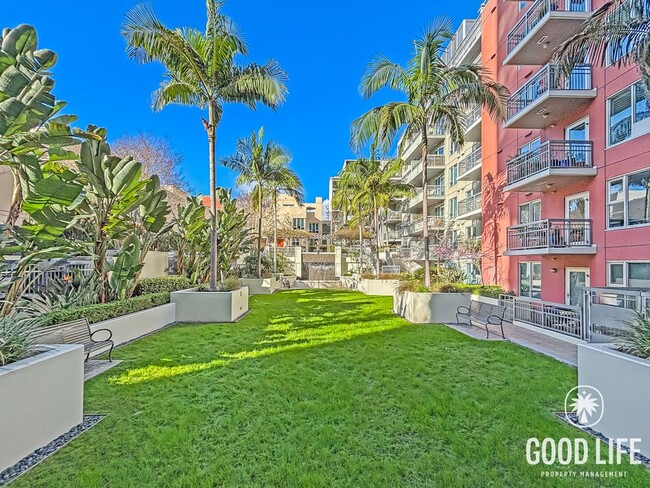 Building Photo - Beautiful 1BD/1BA Condo in Little Italy W/ A/C, W/D, Private Balcony with City Views, Community G...