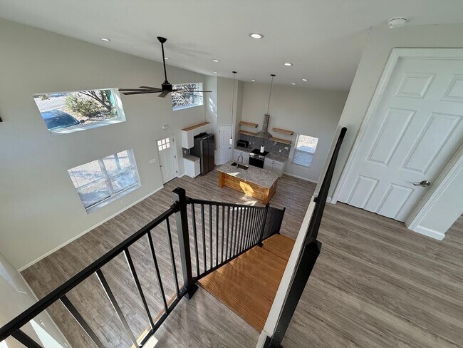 Building Photo - NEW ON MARKET