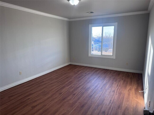 Building Photo - 5104 Triplett Rd