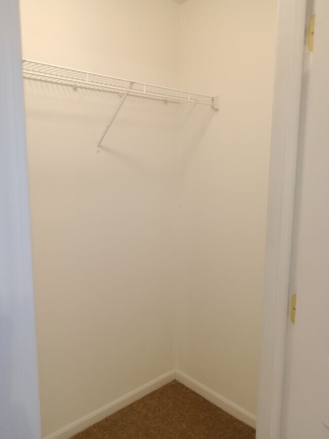 Building Photo - 5013-5015 Carrie Ridge Dr.
