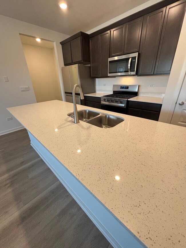 Building Photo - 2246 Barbera Dr