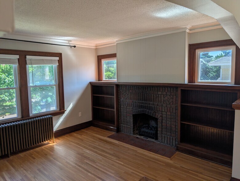 Building Photo - 1298 Marshall Ave