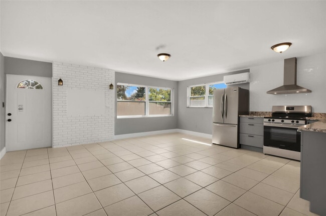 Building Photo - 249 SW 12th St