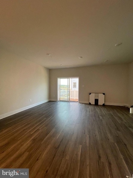 Building Photo - 10622 Meridian Hill Way