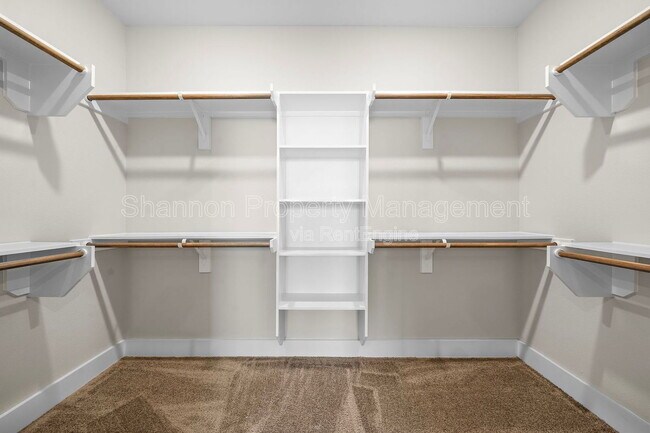 Building Photo - 24A Bucan St