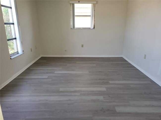 Building Photo - 6410 Tralee Ave