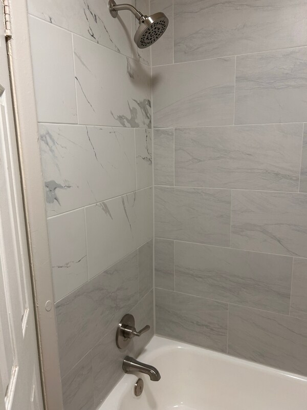 Building Photo - 1610 Boston St