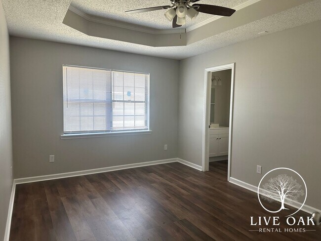 Building Photo - 1304 Crossgate Ct
