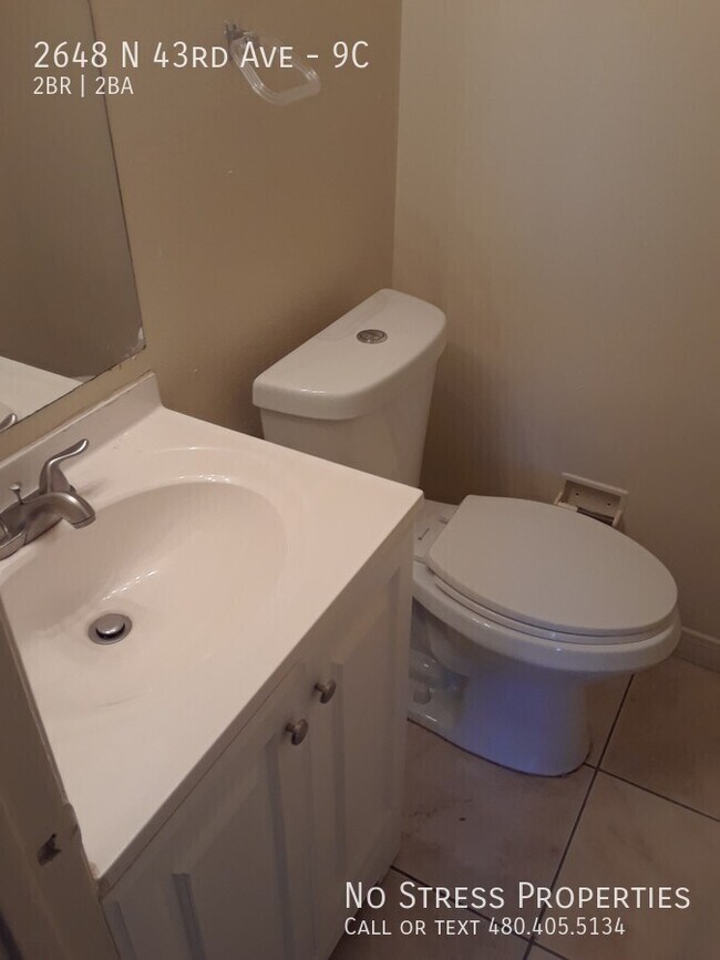 Building Photo - 2648 N 43rd Ave