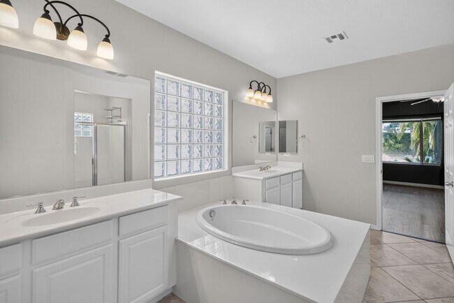 Building Photo - 8606 Kennedy Heights Ct