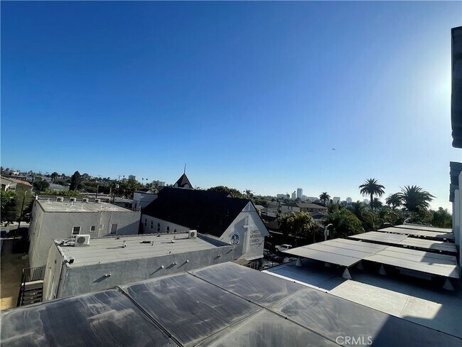 Building Photo - 610 Dawson Ave