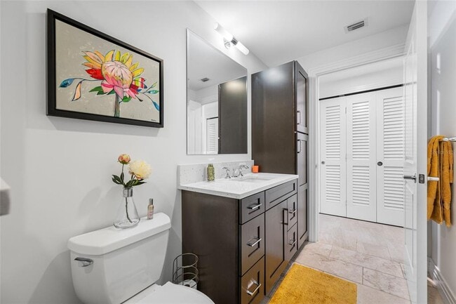 Building Photo - 1325 Snell Isle Blvd NE