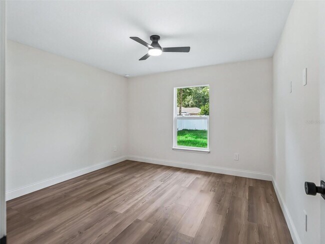 Building Photo - 5386 NW 54th Pl