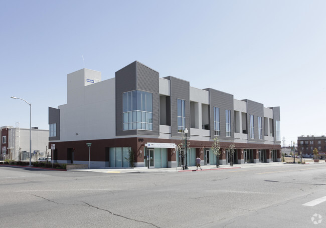 Primary Photo - Building B