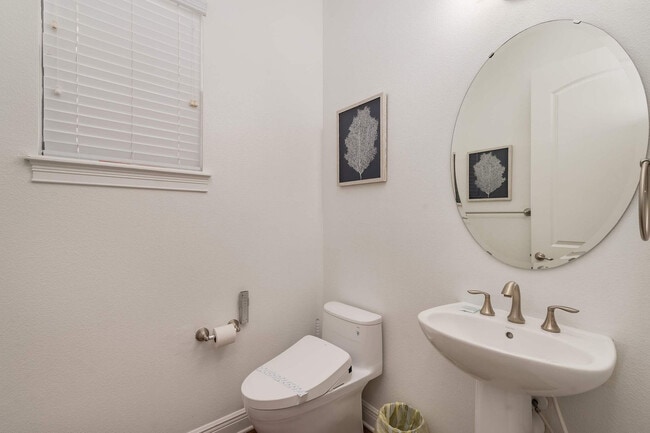 Building Photo - 1101 Castle Pines Ct