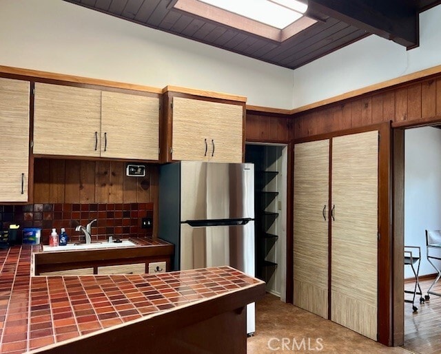 Building Photo - 676 Orlando Dr