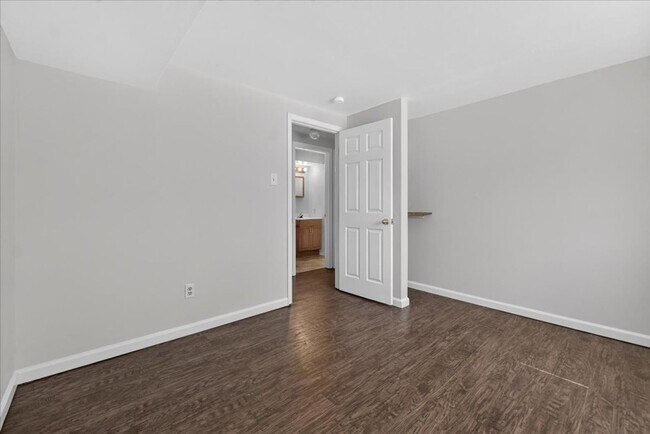 Building Photo - 18 Spring Song Ct
