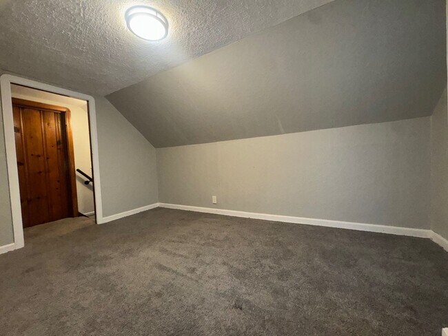 Building Photo - 12918 Ferris Ave