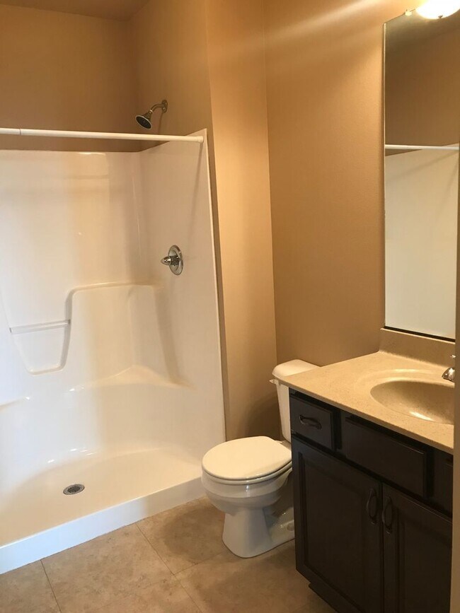 Building Photo - 2725 Northridge Pkwy