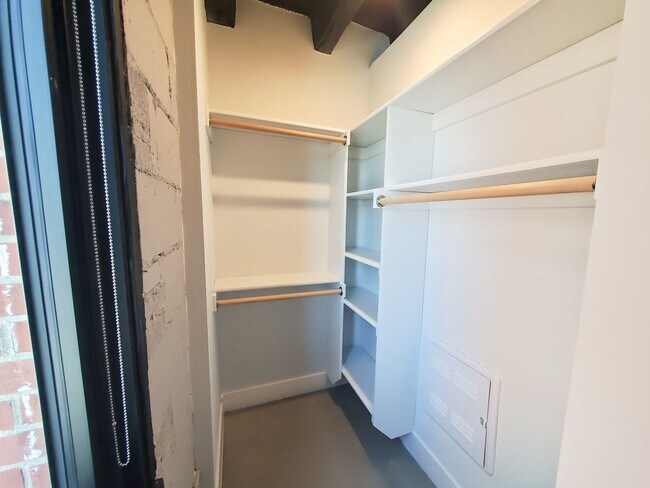 Building Photo - Dahlman Flats - Lovely Studio near Little Italy in a Historic Building!