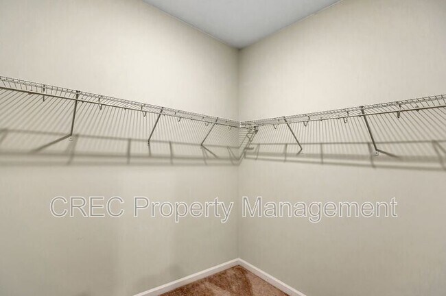 Building Photo - 494 Spanish Wells Rd