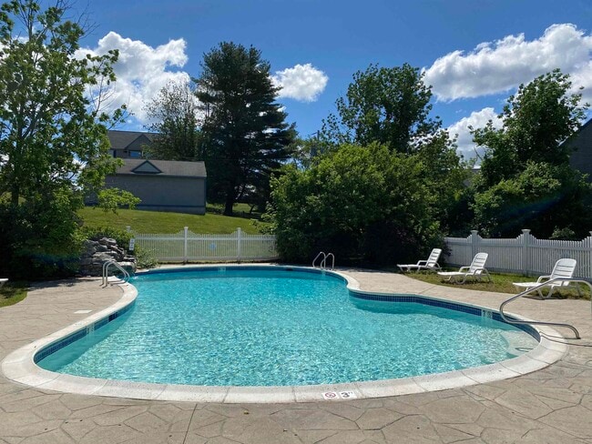 Building Photo - 131 Eastern Ave