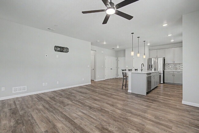Building Photo - 1554 Rose Quartz Heights