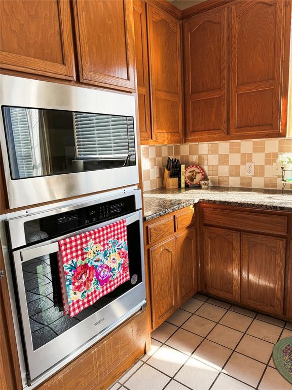 Building Photo - 2109 Spring Hollow Path