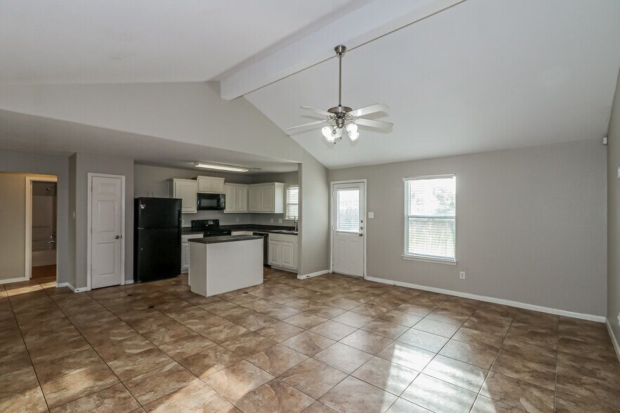 Building Photo - 4010 Cozy Trail Ct