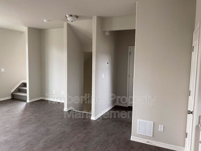 Building Photo - 874 Grissom Dr.