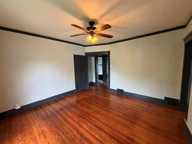 Building Photo - 1132 Gilbert-