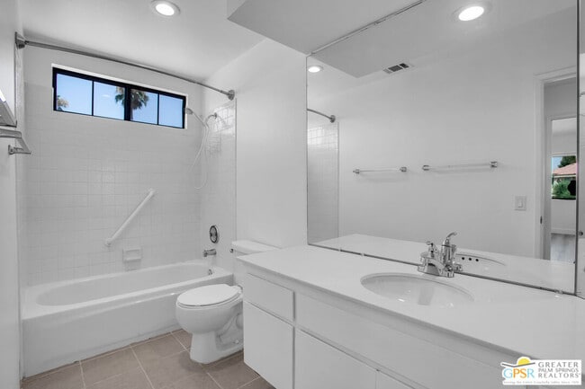 Building Photo - 34093 Calle Mora