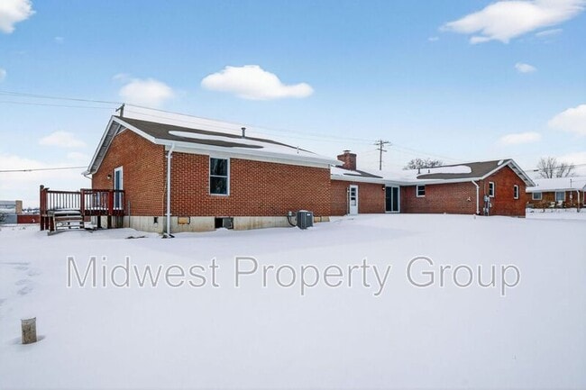 Building Photo - 5165 Westwood Dr