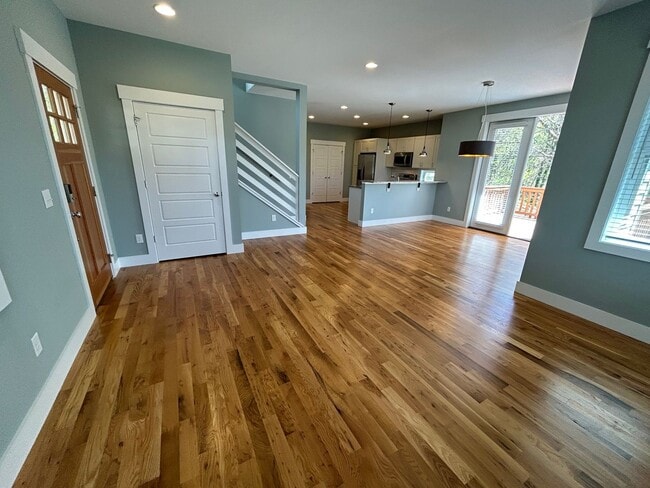 Building Photo - East AVL - JAG 2018 Green Built Custom Home