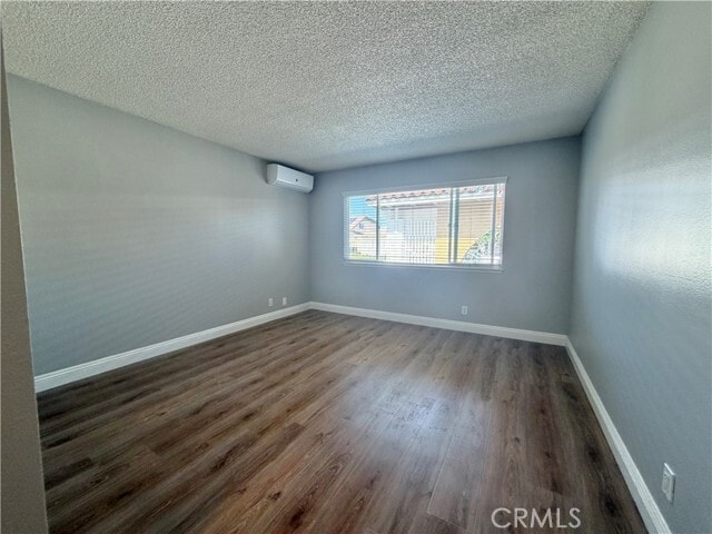 Building Photo - 7561 Mark Cir