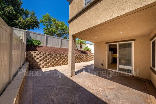 Building Photo - 6223 Avenida De Las Vistas