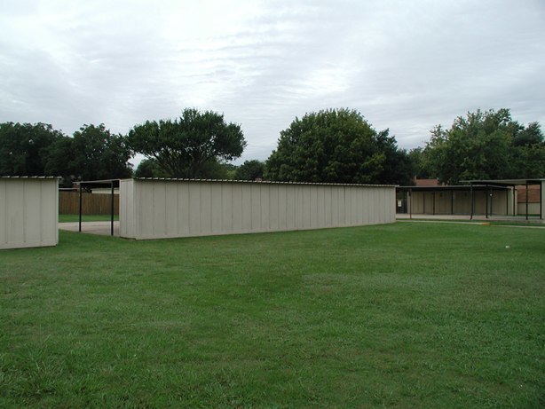 Building Photo - 9513 Westpark Dr