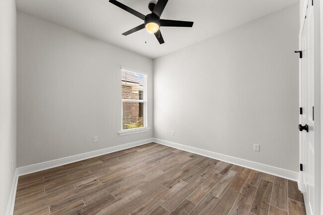 Building Photo - 35 Natureview Wy