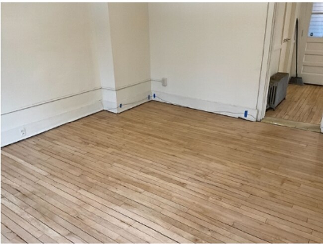 Building Photo - 29 River St