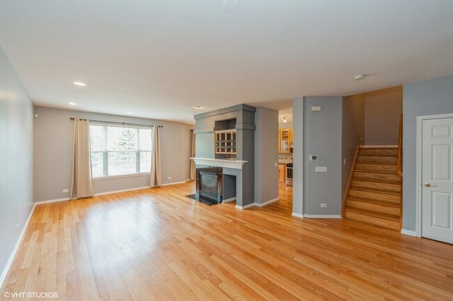 Building Photo - 360 Bay Tree Cir