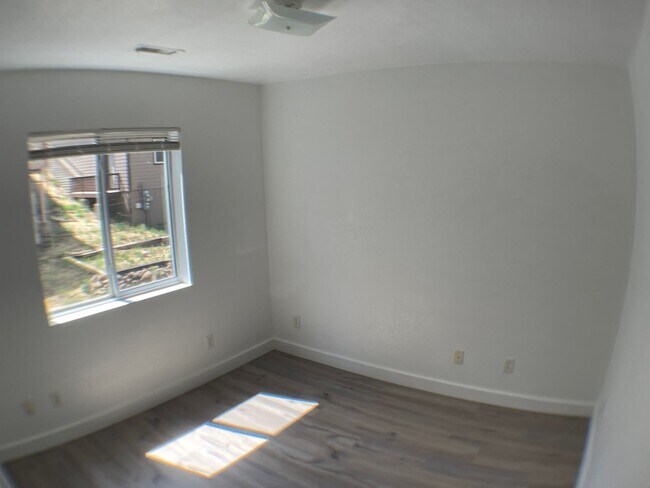 Building Photo - 2115 N West St
