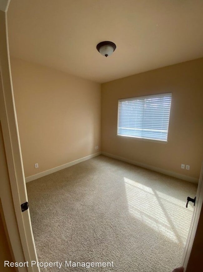 Building Photo - 3 br, 2 bath House - 6735 N Spurwing Loop 205